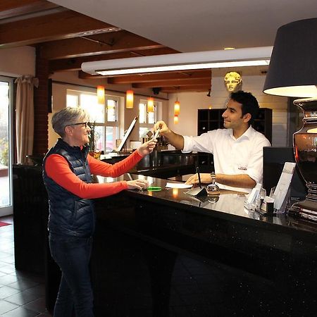 Hotel Alexander Koln Frechen Buitenkant foto